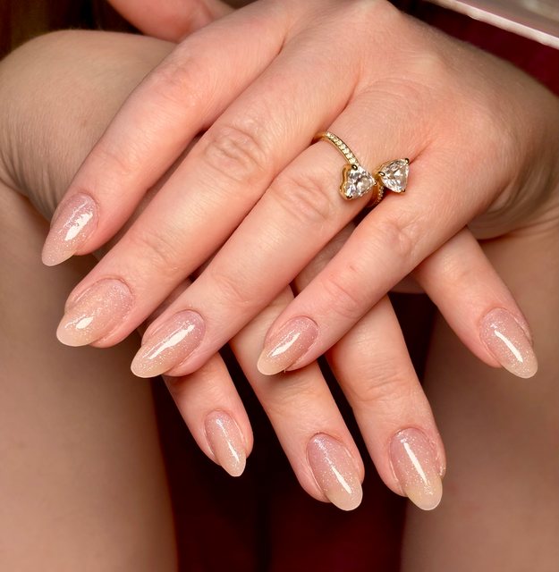 Manucure nude, réalisation de Bel Ongle Institut