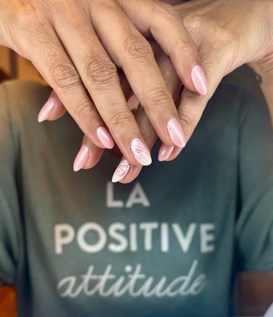 Manucure nude, réalisation de Bel Ongle Institut